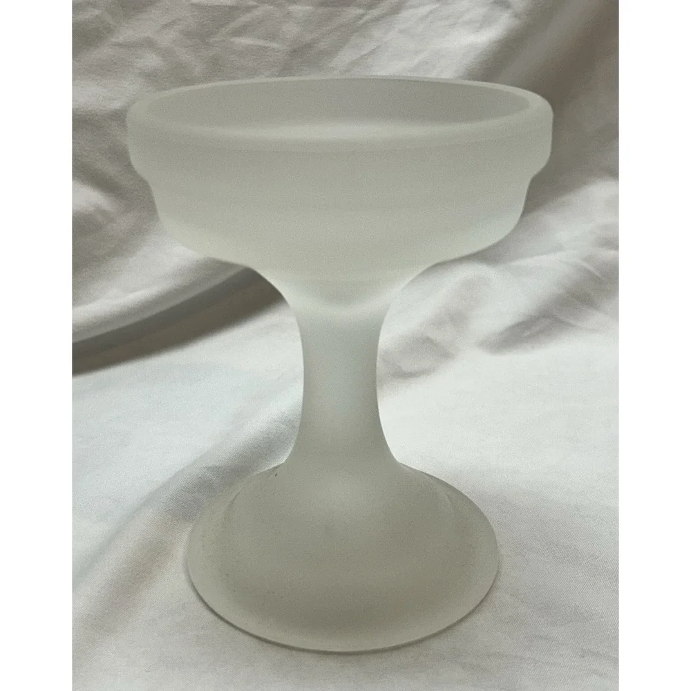 Frosted White Glass Pineapple Diamond Fairy Lamp 8